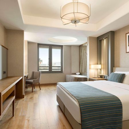 Ramada Hotel & Suites Adana Ngoại thất bức ảnh
