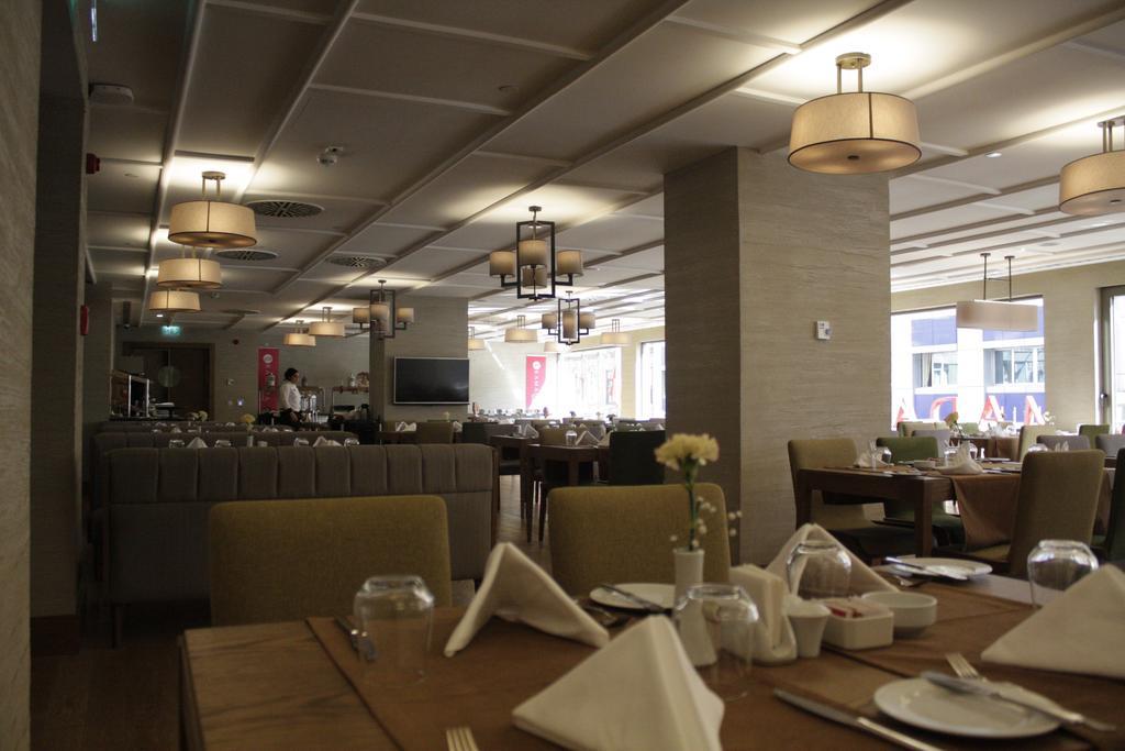 Ramada Hotel & Suites Adana Ngoại thất bức ảnh