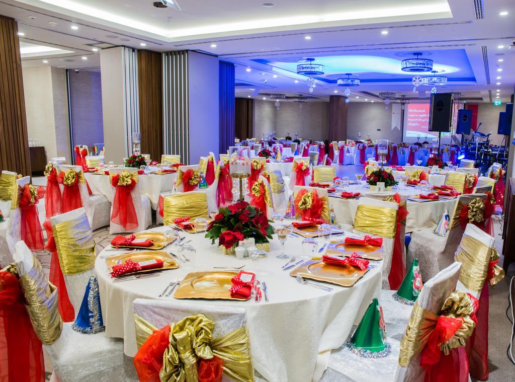 Ramada Hotel & Suites Adana Ngoại thất bức ảnh